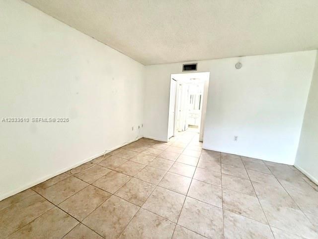 731 N Pine Island Rd 103, Plantation, FL 33324