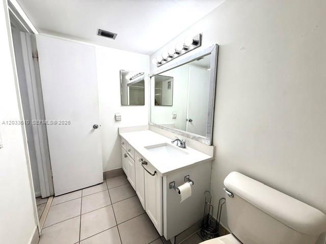 731 N Pine Island Rd 103, Plantation, FL 33324