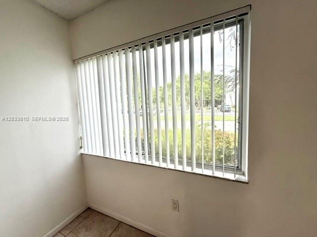 731 N Pine Island Rd 103, Plantation, FL 33324