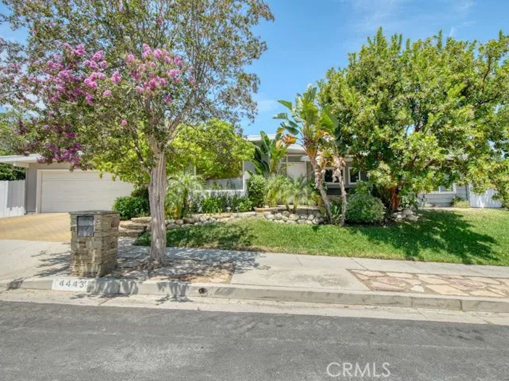 4443 Callada, Tarzana, CA 91356