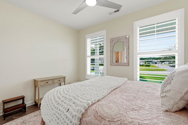 342 Dunbarton Ln., Conway, SC 29526