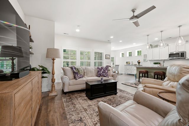 342 Dunbarton Ln., Conway, SC 29526