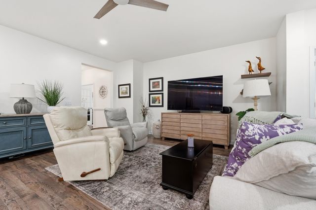 342 Dunbarton Ln., Conway, SC 29526