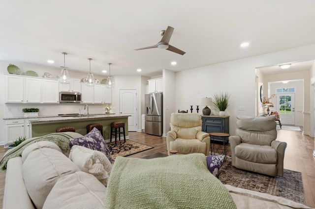 342 Dunbarton Ln., Conway, SC 29526