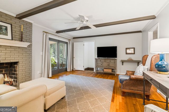 260 Abington Drive, Sandy Springs, GA 30328