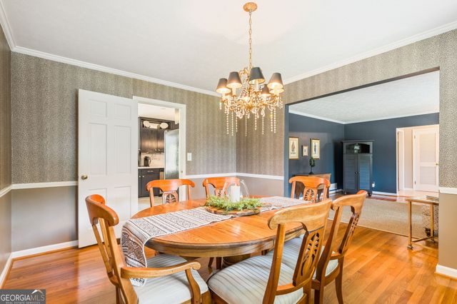260 Abington Drive, Sandy Springs, GA 30328