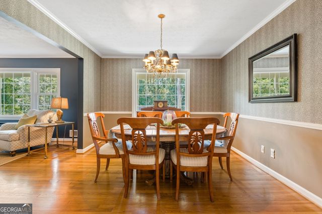 260 Abington Drive, Sandy Springs, GA 30328