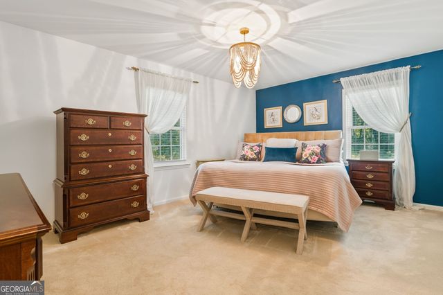 260 Abington Drive, Sandy Springs, GA 30328