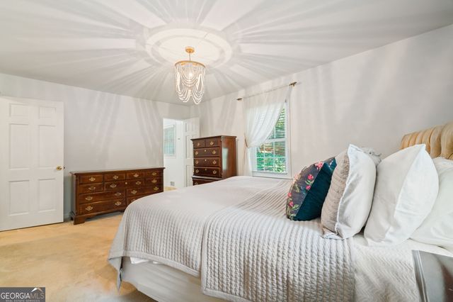 260 Abington Drive, Sandy Springs, GA 30328
