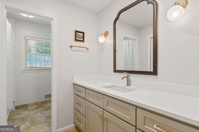 260 Abington Drive, Sandy Springs, GA 30328