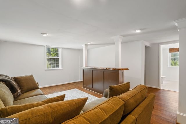 260 Abington Drive, Sandy Springs, GA 30328