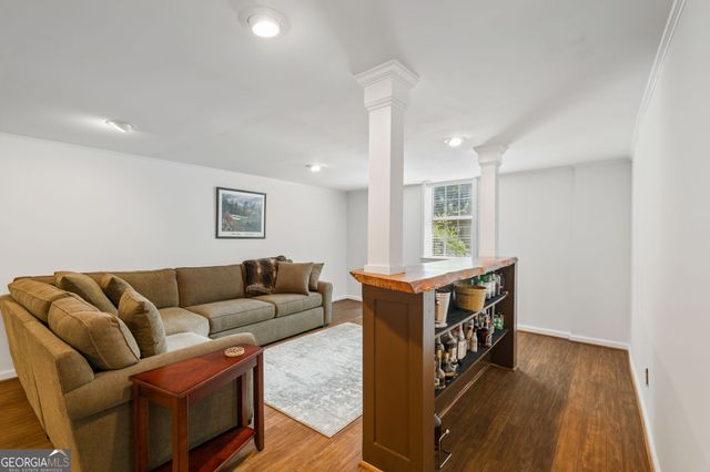 260 Abington Drive, Sandy Springs, GA 30328
