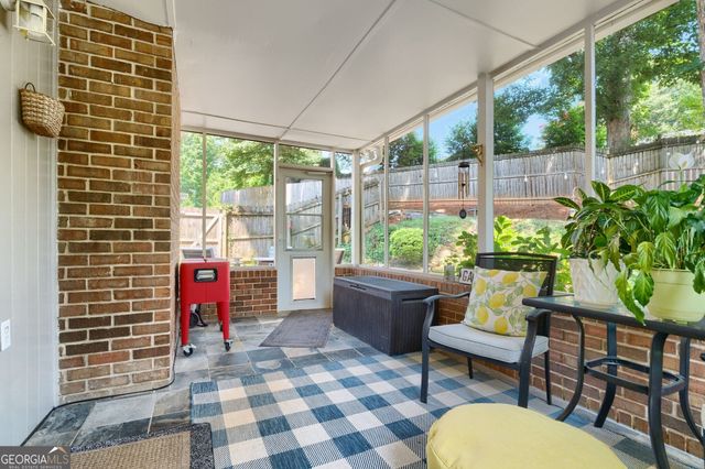 260 Abington Drive, Sandy Springs, GA 30328