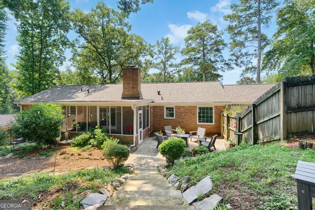 260 Abington Drive, Sandy Springs, GA 30328