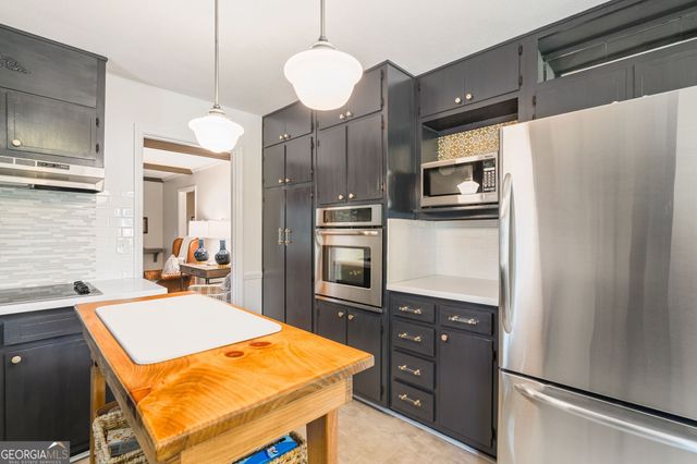 260 Abington Drive, Sandy Springs, GA 30328