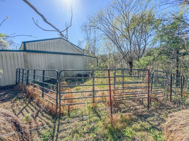 410 Britton Hollow Rd, Pulaski, TN 38478