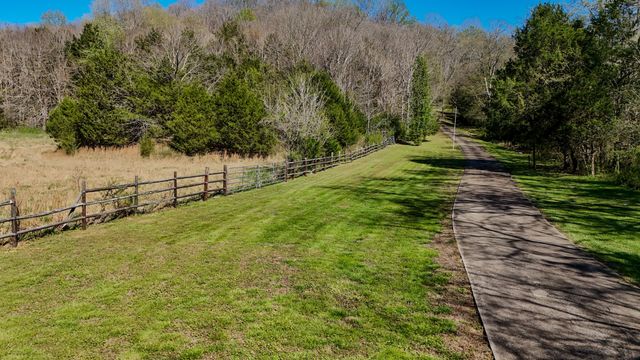 410 Britton Hollow Rd, Pulaski, TN 38478