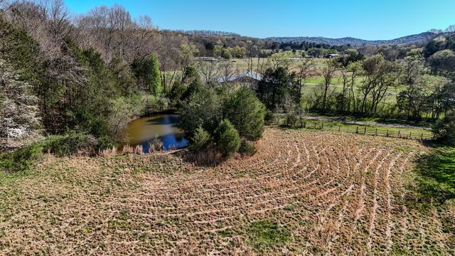 410 Britton Hollow Rd, Pulaski, TN 38478