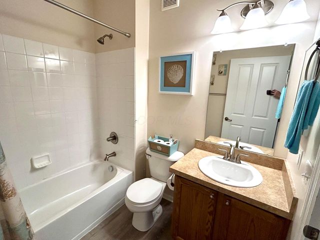 6140 Sowerby Lane, Westerville, OH 43081