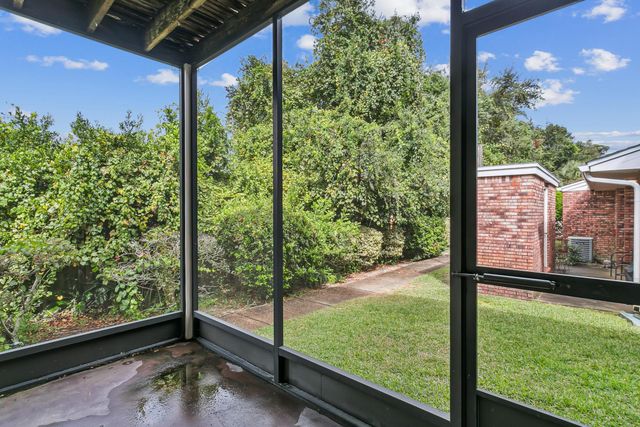 229 Carmel Drive UNIT 9, Fort Walton Beach, FL 32547