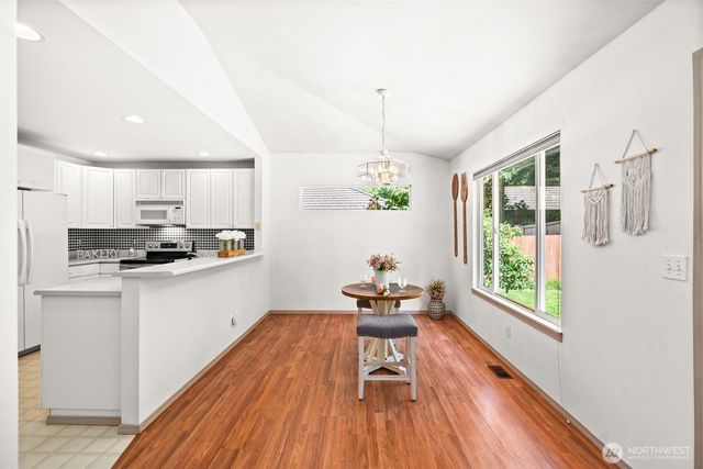 13007 Sunridge Way E, Puyallup, WA 98374