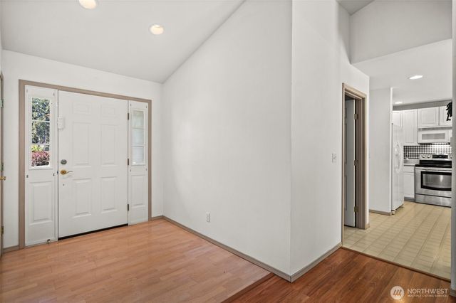 13007 Sunridge Way E, Puyallup, WA 98374