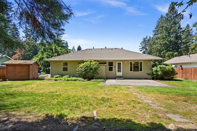 13007 Sunridge Way E, Puyallup, WA 98374