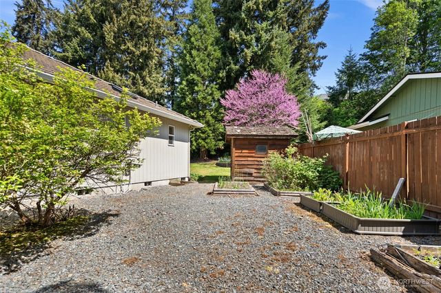 13007 Sunridge Way E, Puyallup, WA 98374