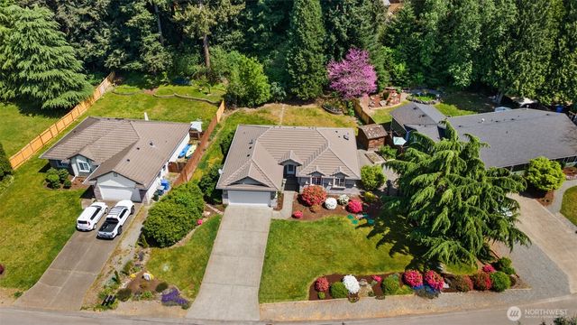 13007 Sunridge Way E, Puyallup, WA 98374