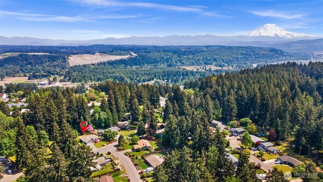 13007 Sunridge Way E, Puyallup, WA 98374