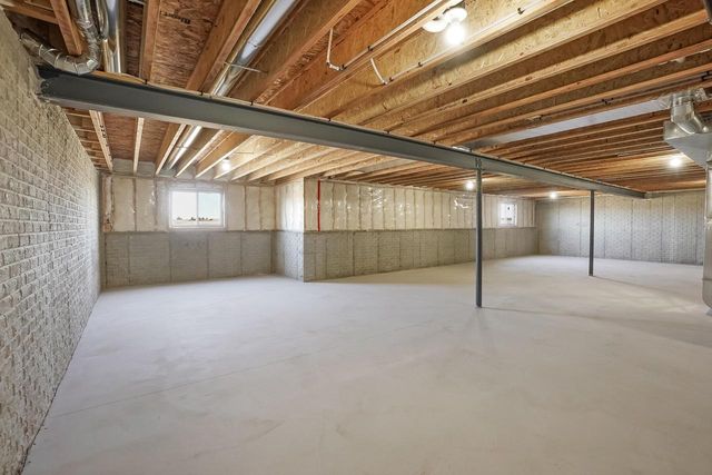 1364 Periwinkle PASS, Oconomowoc, WI 53066