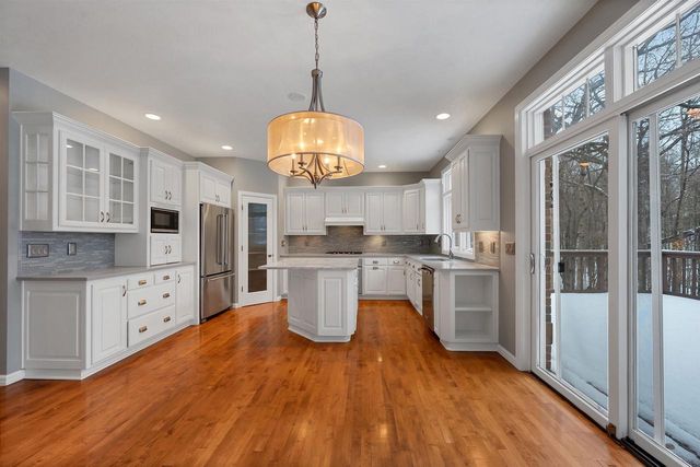 1395 SONATA COURT, Green Bay, WI 54311