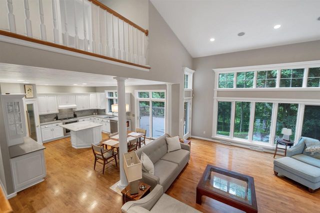 1395 SONATA COURT, Green Bay, WI 54311