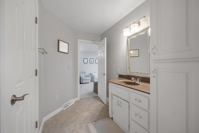 1395 SONATA COURT, Green Bay, WI 54311