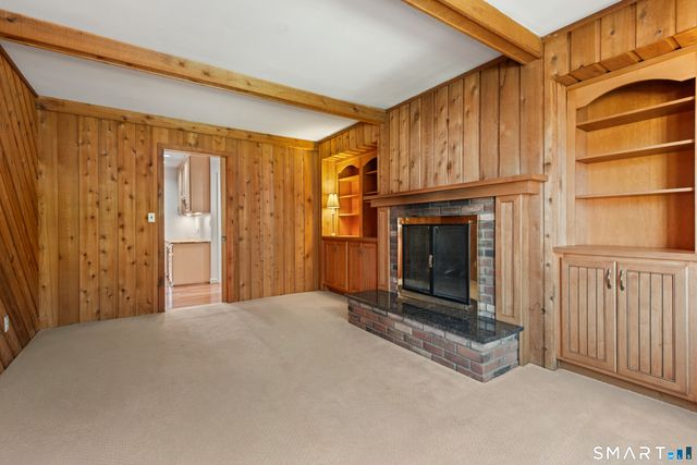 56 Drake Lane, Fairfield, CT 06824