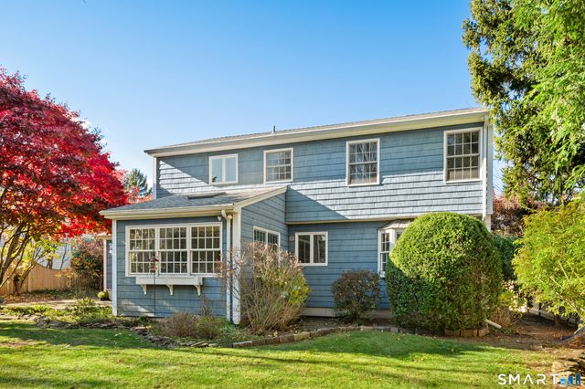 56 Drake Lane, Fairfield, CT 06824