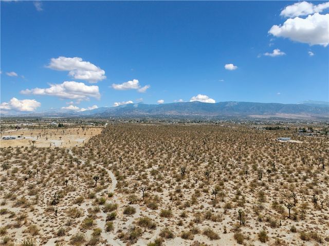 1 Wintergreen, Pinon Hills, CA 92372