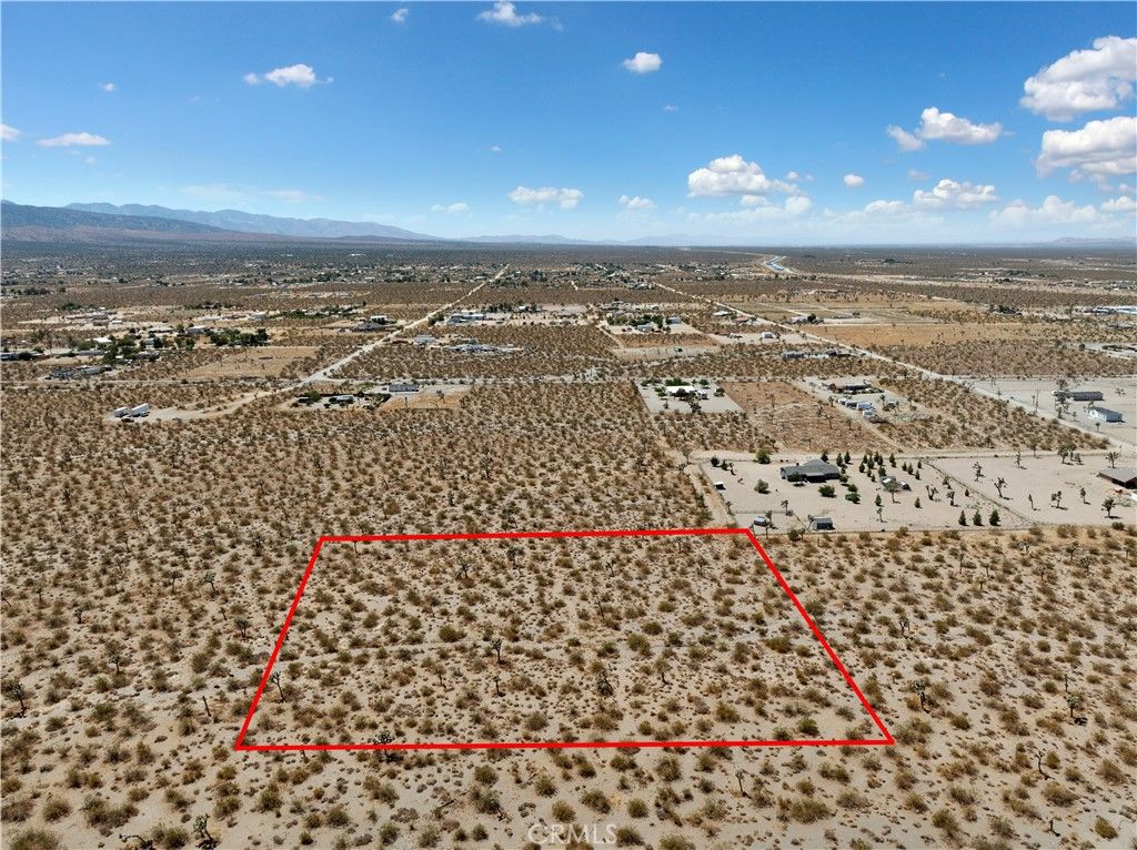 1 Wintergreen, Pinon Hills, CA 92372