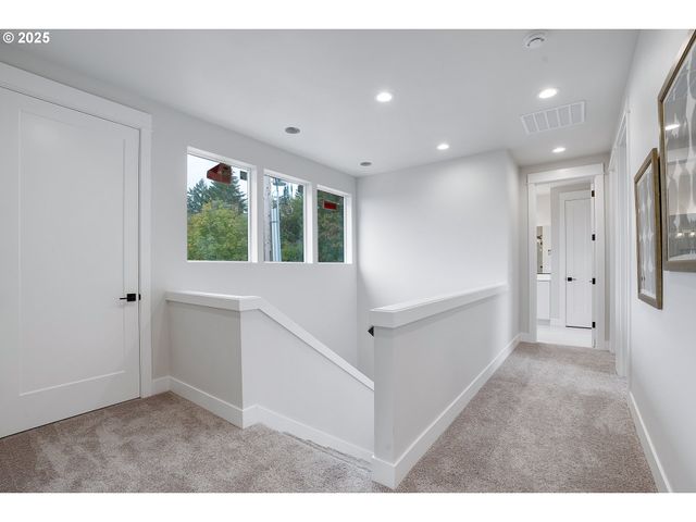 6012 Sw 18th Ave, Portland, OR 97239