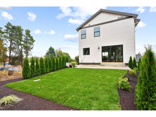 6012 Sw 18th Ave, Portland, OR 97239