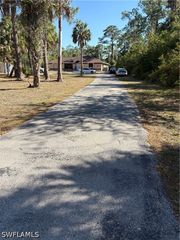 2660 16th AVE NE, Naples, FL 34120