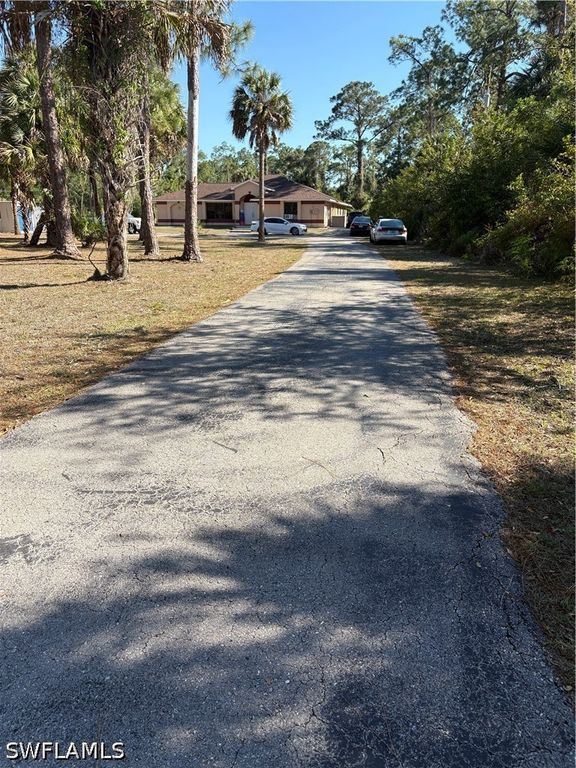 2660 16th AVE NE, Naples, FL 34120