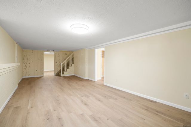 20 Rosina Road, Hamden, CT 06514