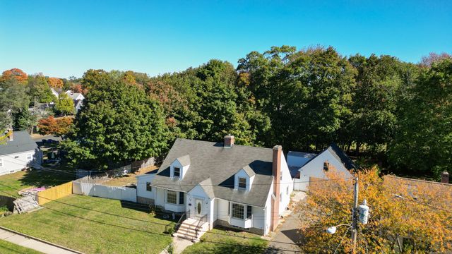 20 Rosina Road, Hamden, CT 06514