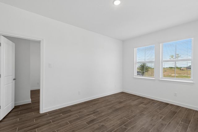 12302 Old Fashion Circle, Mont Belvieu, TX 77535