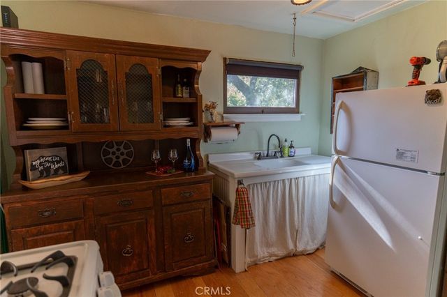 73 San Antonio Creek, Mt Baldy, CA 91759