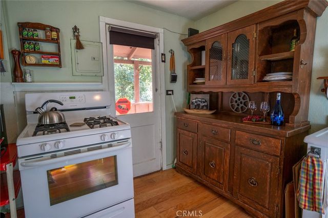 73 San Antonio Creek, Mt Baldy, CA 91759