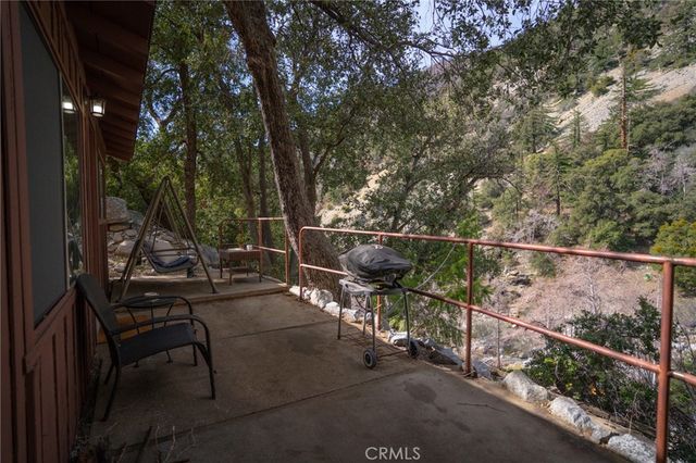 73 San Antonio Creek, Mt Baldy, CA 91759