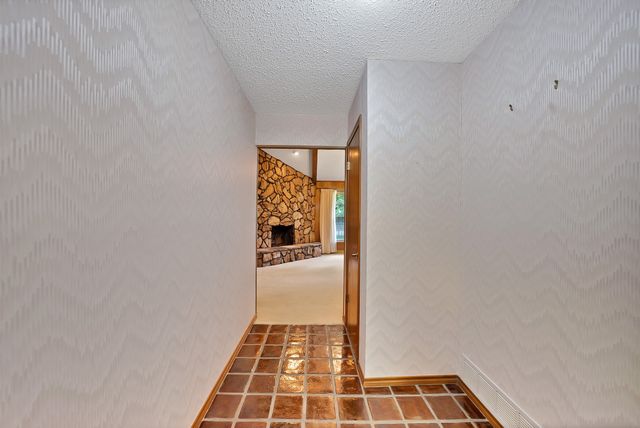 2505 Ironwood Court, Arlington, TX 76016