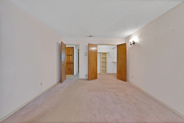 2505 Ironwood Court, Arlington, TX 76016